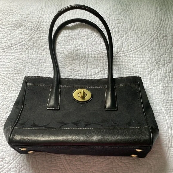 Coach handbag - Picture 1 of 4